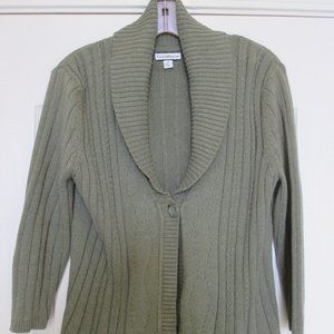 Croft&Barrow Single Button V-Neck Sweater